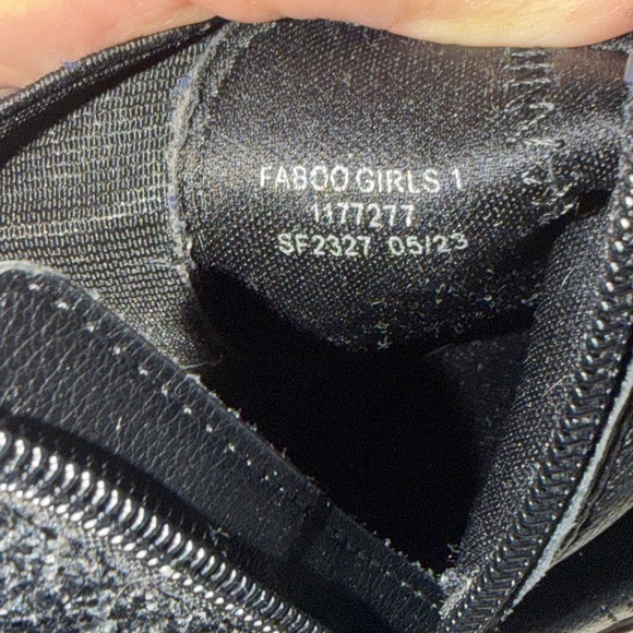 DV by Dolce Vita Kids Black and Brown Boots - Picture 9 of 9